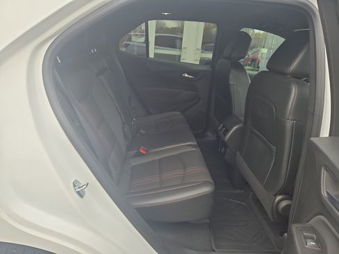 Certified 2022 Chevrolet Equinox RS w/ LPO, Floor Liner Package image 17