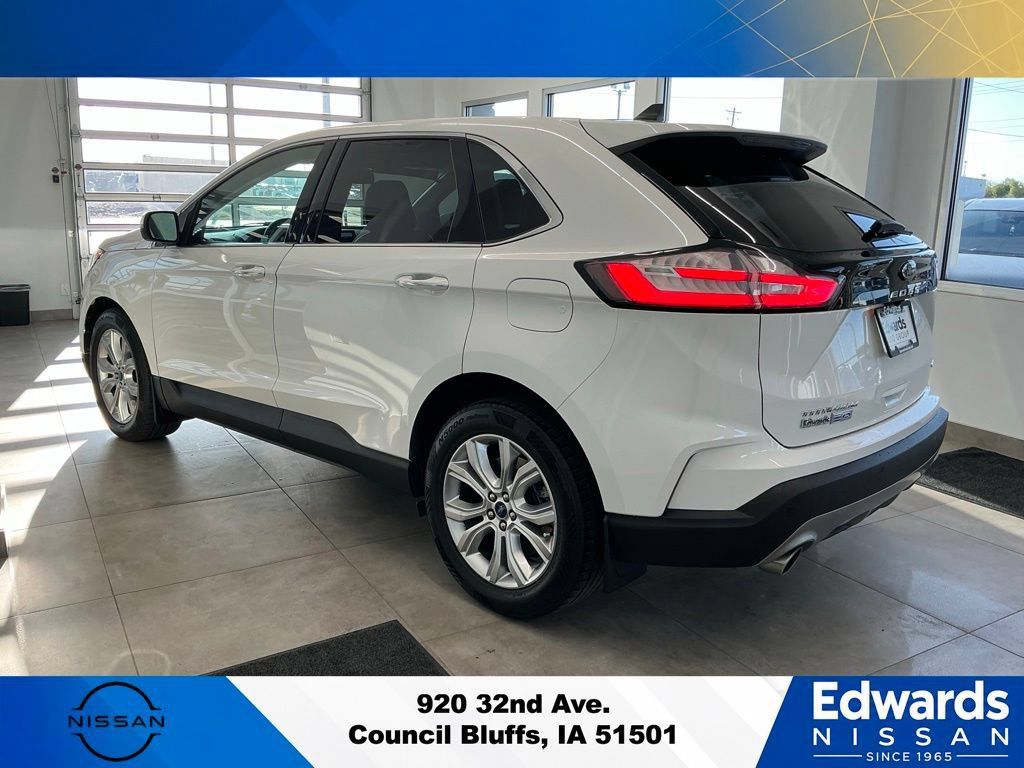 Used 2021 Ford Edge Titanium AWD/4WD image 6