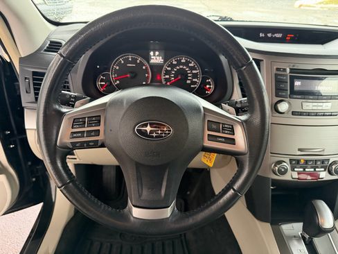 Used 2013 Subaru Outback 2.5i Premium w/ Popular Pkg 1B image 11