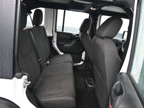 Used 2017 Jeep Wrangler Unlimited Sport AWD/4WD image 7