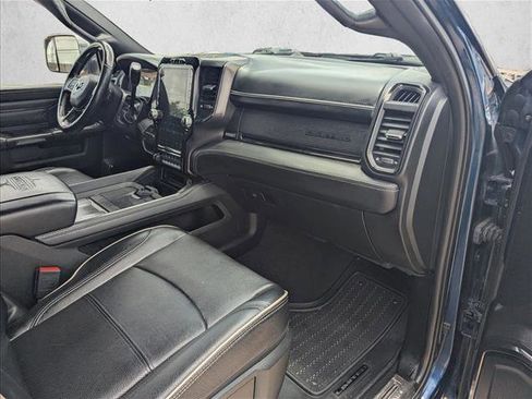 Used 2022 RAM 2500 Limited AWD/4WD image 21