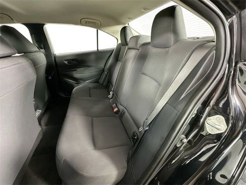 Used 2023 Toyota Corolla LE image 19