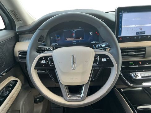 Used 2023 Lincoln Corsair FWD w/ Equipment Group 101A image 18