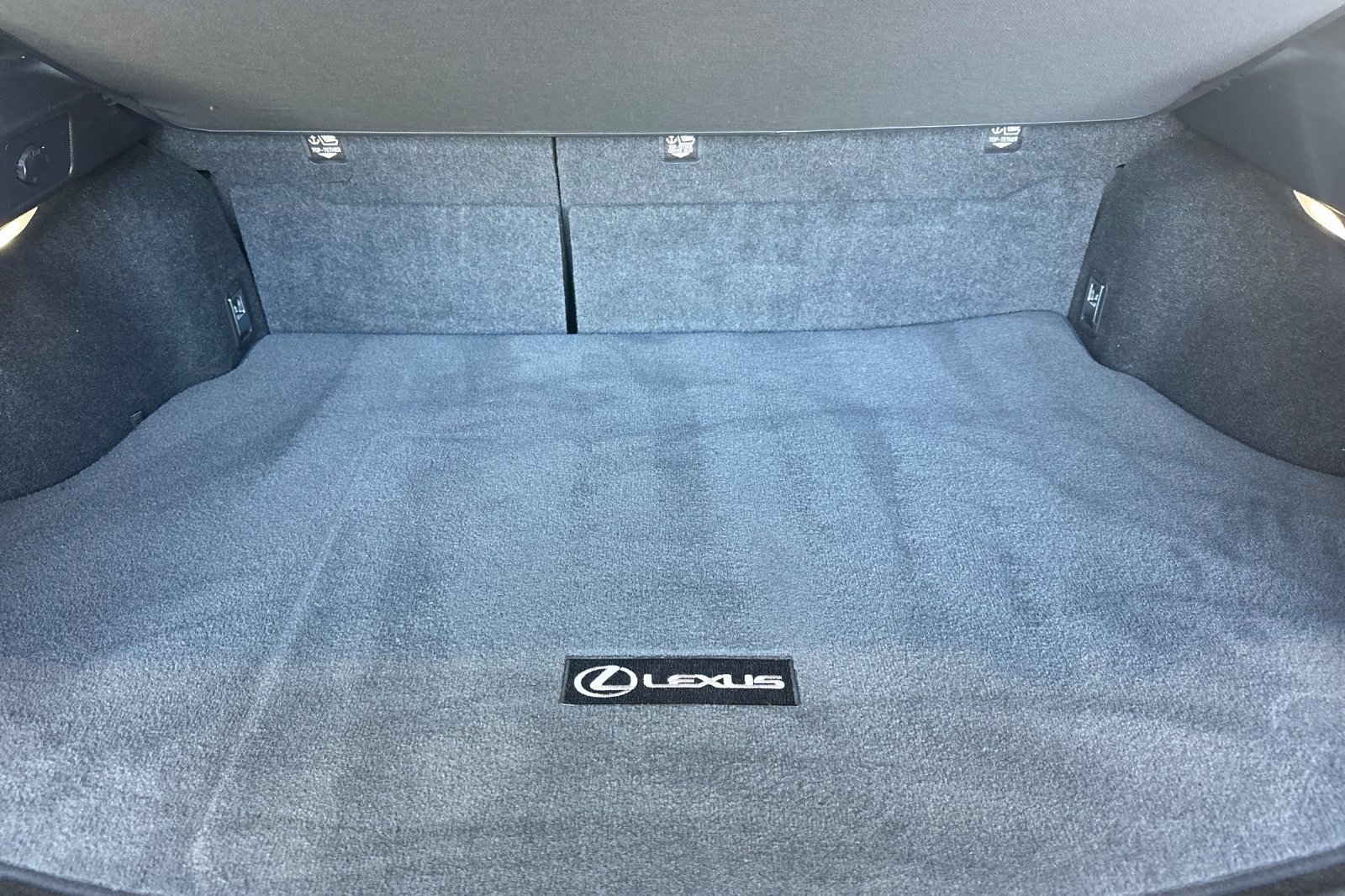 Certified 2025 Lexus UX 300h FWD w/ Accessory Package (Z2) image 19