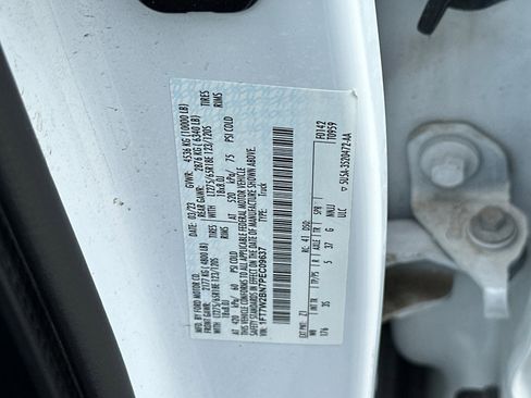 Used 2023 Ford F250 XLT AWD/4WD image 26