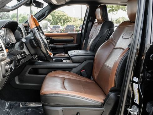 Used 2019 RAM 2500 Limited AWD/4WD image 29