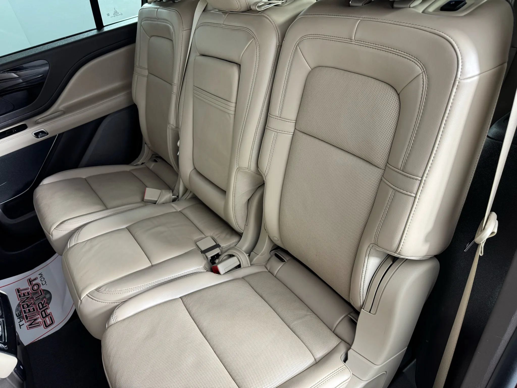 Used 2022 Lincoln Aviator Reserve w/ Elements Package Plus AWD/4WD image 38