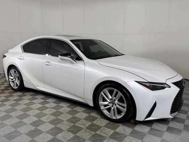 Used 2023 Lexus IS 300 w/ Comfort Package RWD image 10