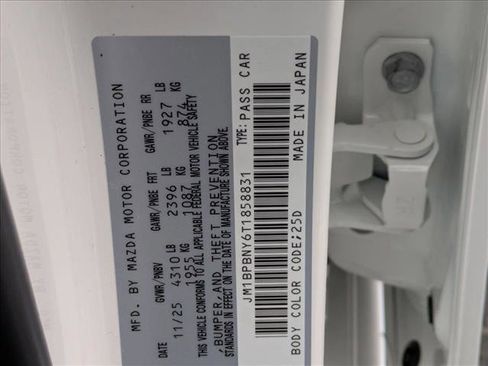 New 2026 MAZDA MAZDA3 Hatchback w/Premium Plus Pkg image 19