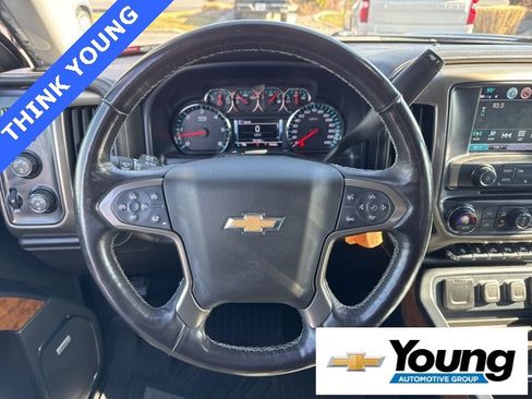 Used 2018 Chevrolet Silverado 1500 High Country image 17