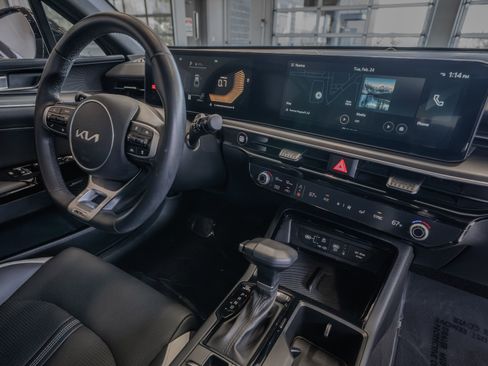 Used 2025 Kia K5 GT-Line w/ GT-Line Premium Package image 19