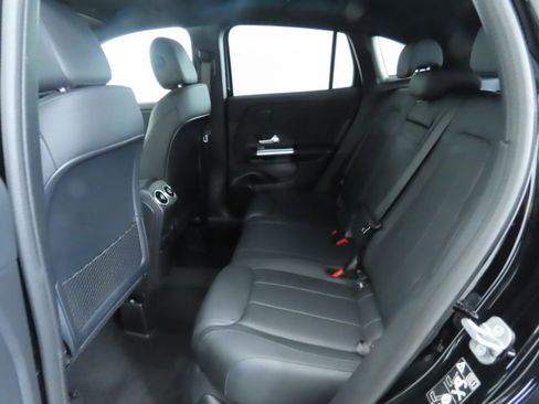 Certified 2025 Mercedes-Benz GLA 250 image 23