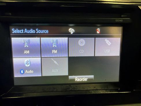 Used 2014 Toyota Corolla LE FWD image 24
