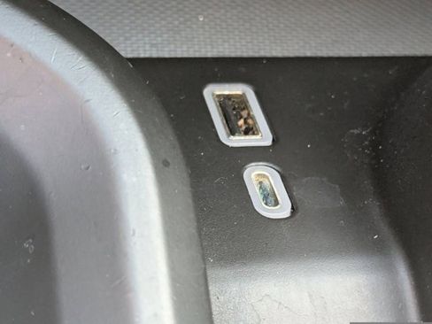 Used 2024 GMC Sierra 2500 AT4 w/ AT4 Premium Plus Package image 23