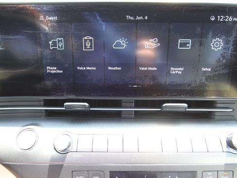 Used 2024 Hyundai Kona Limited AWD/4WD image 34