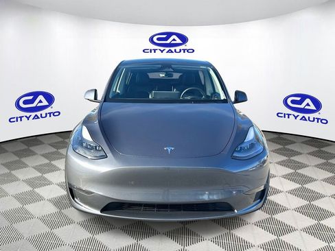 Used 2023 Tesla Model Y Long Range image 10