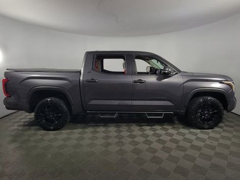 Used 2024 Toyota Tundra SR5 w/ SR5 Convenience Package AWD/4WD image 10