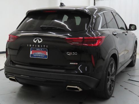 Used 2020 INFINITI QX50 Essential w/ Edition 30 Package FWD image 3