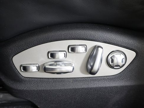 Used 2022 Porsche Macan GTS w/ Premium Package Plus image 36