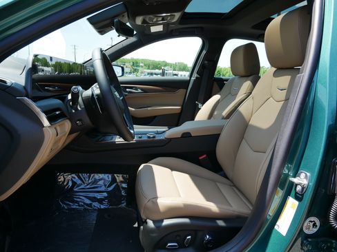 Used 2026 Cadillac CT5 Premium Luxury w/ Technology Package AWD/4WD image 11