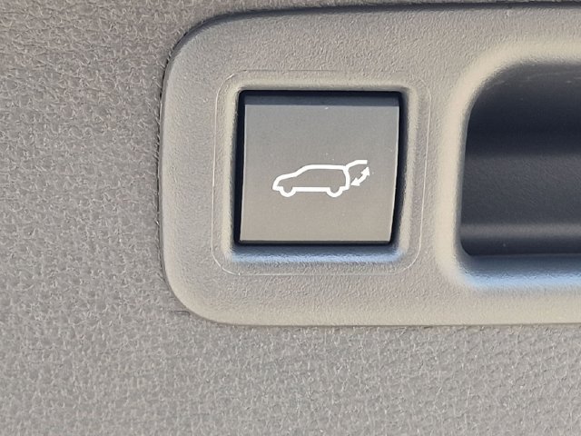 Certified 2026 Toyota Highlander XLE AWD/4WD image 30