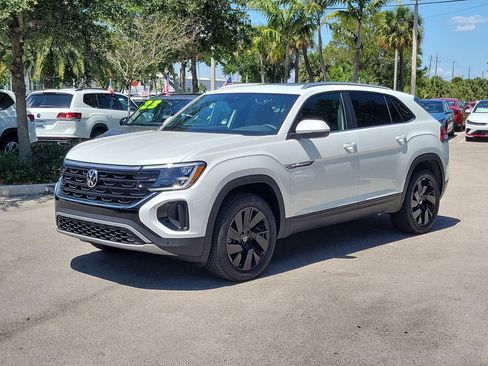 New 2026 Volkswagen Atlas Cross Sport SE FWD image 5