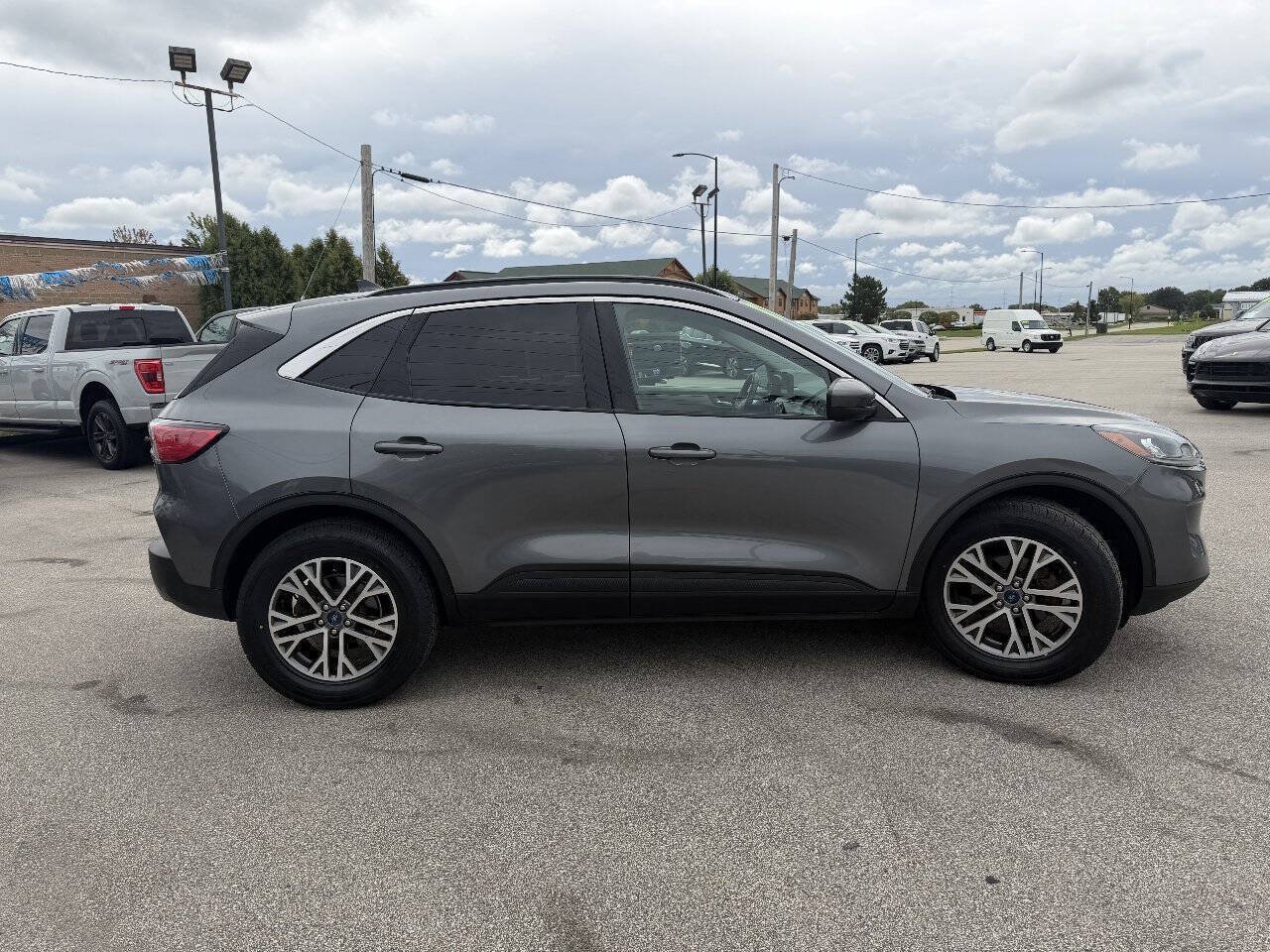 Used 2022 Ford Escape SEL w/ Equipment Group 302A AWD/4WD image 8
