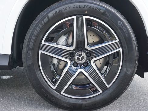 Certified 2025 Mercedes-Benz GLC 300 4MATIC image 18