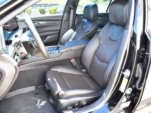 Used 2026 Cadillac CT5 V w/ Technology Package RWD image 29