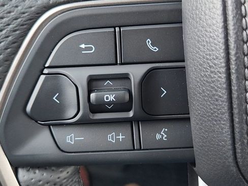 New 2026 Toyota Tundra Limited AWD/4WD image 12