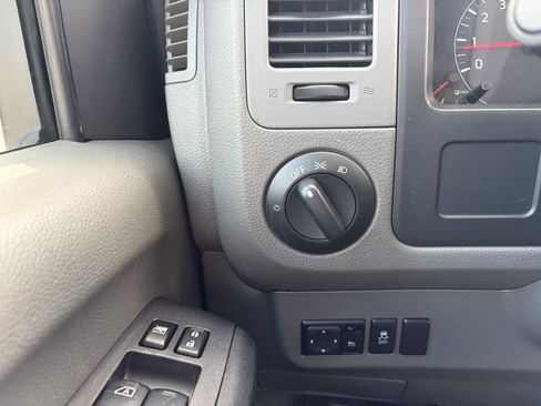 Used 2019 Nissan NV 1500 SV RWD image 36