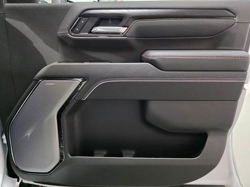 New 2026 GMC Sierra 2500 AT4X w/ LPO, Black Badging Package image 30