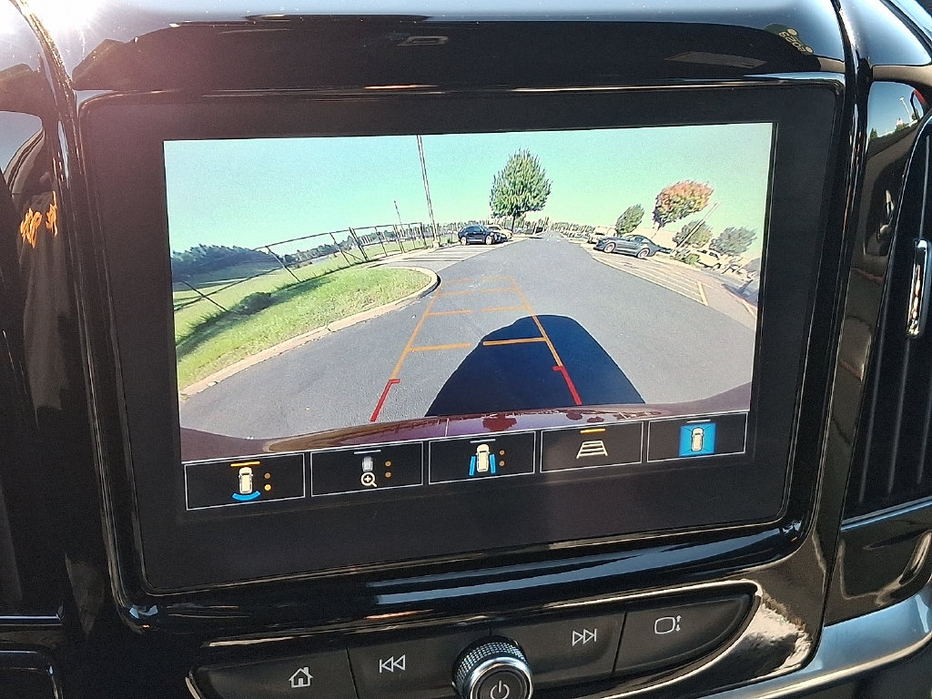 Certified 2023 Chevrolet Traverse RS AWD/4WD image 19