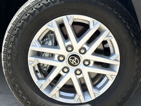 Used 2024 Toyota Tundra SR5 w/ SR5 Premium Package AWD/4WD image 9