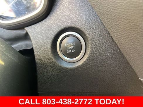 Used 2024 Toyota Corolla SE image 19