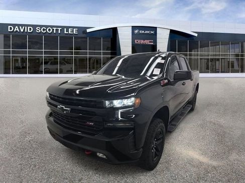 Used 2019 Chevrolet Silverado 1500 LT Trail Boss w/ Convenience Package AWD/4WD image 4