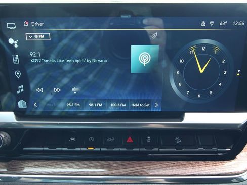 Used 2023 Chevrolet Silverado 1500 LT image 29