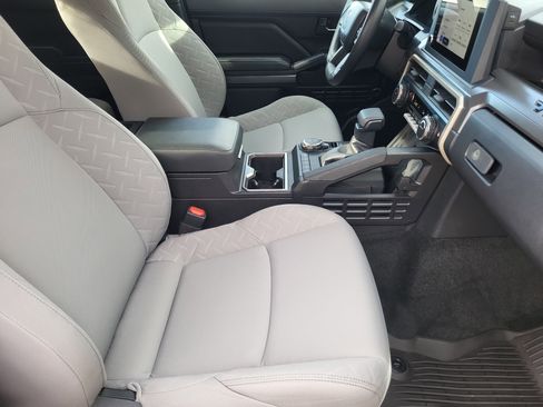 Certified 2024 Toyota Tacoma SR5 image 11