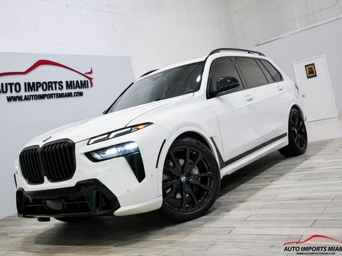 Used 2024 BMW X7 xDrive40i w/ M Sport Package image 92