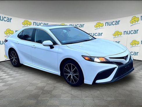 Used 2023 Toyota Camry SE w/ Cold Weather Package FWD image 1