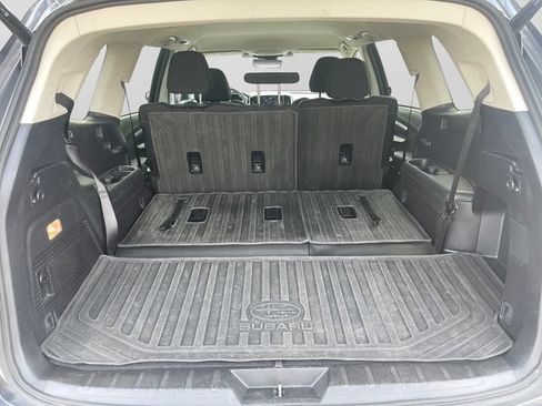 Used 2024 Subaru Ascent Premium w/ Convenience Package AWD/4WD image 9