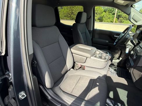 Used 2019 Chevrolet Silverado 1500 Custom Trail Boss w/ Custom Convenience Package AWD/4WD image 47