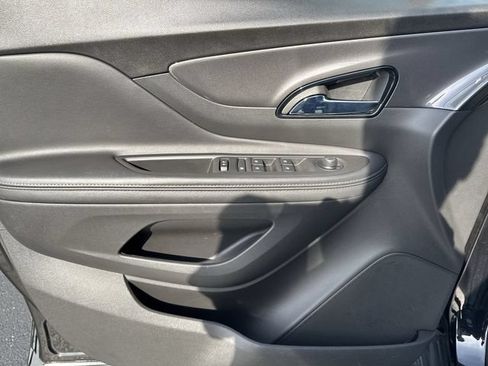 Certified 2022 Buick Encore Preferred w/ Safety Package FWD image 10