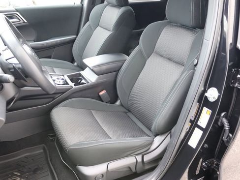 Used 2023 Mitsubishi Outlander ES image 5