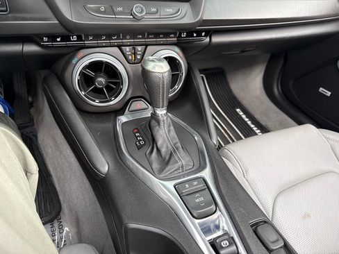 Used 2018 Chevrolet Camaro SS RWD image 34