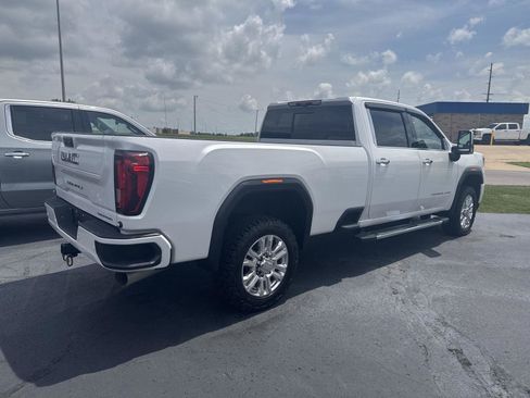 Used 2023 GMC Sierra 3500 Denali w/ Denali Ultimate Package AWD/4WD image 4