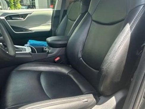 Used 2023 Toyota RAV4 XLE w/ Convenience Package FWD image 8