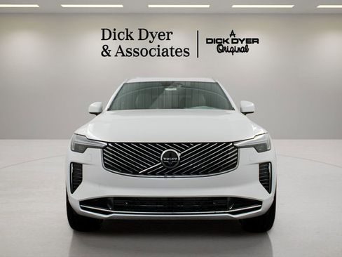 New 2026 Volvo XC90 B6 Ultra image 8