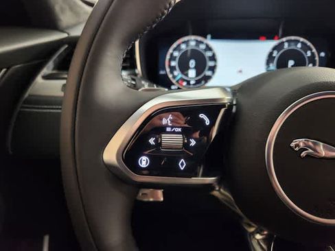 New 2026 Jaguar F-PACE R-Dynamic S AWD/4WD image 44