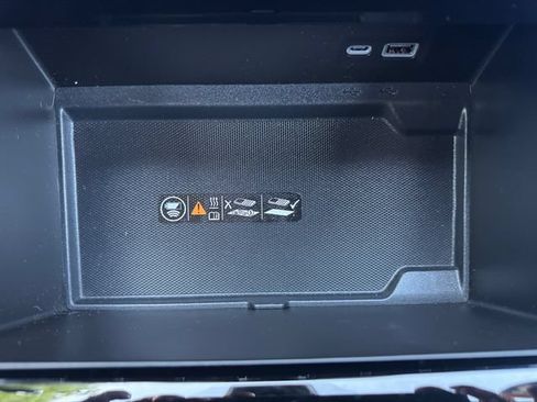 Certified 2025 GMC Yukon Elevation AWD/4WD image 18